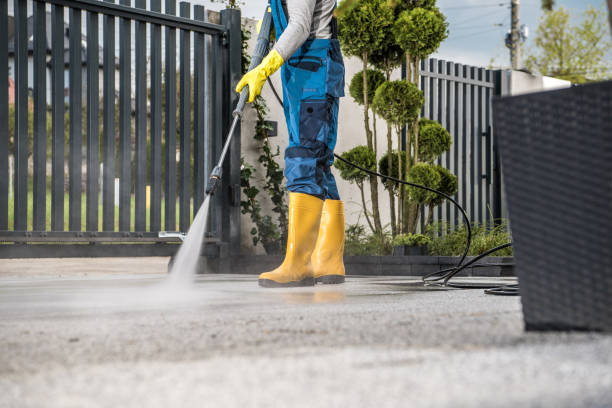 Best Sidewalk and Walkway Pressure Cleaning in Stockdale, TX